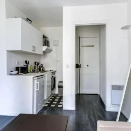 Hsh Daru - Parc Monceau St Honore Cosy 4p Апартаменты *