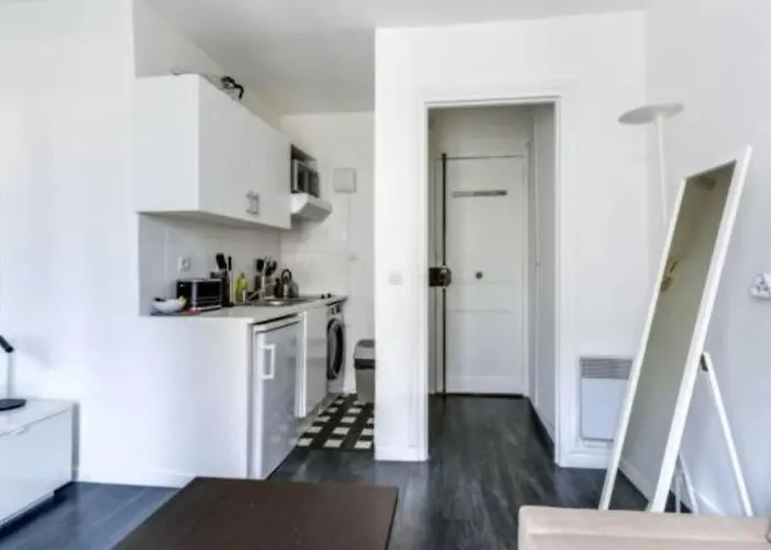 Hsh Daru - Parc Monceau St Honore Cosy 4p Апартаменты *