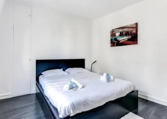 Hsh Daru - Parc Monceau St Honore Cosy 4p Апартаменты *
