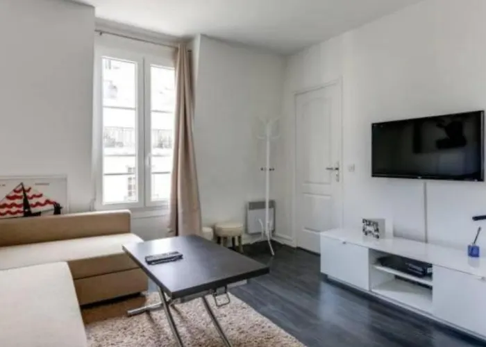 Апартаменты Hsh Daru - Parc Monceau St Honore Cosy 4p *